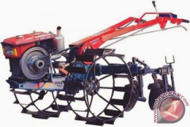 130 Traktor Tangan untuk Petani NTT
