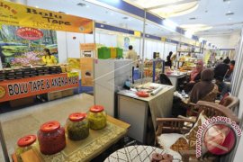Pelaku UKM Gelar Bazar Kerajinan