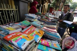 Guru SMA Negeri 7 Pekanbaru dirikan mobil literasi