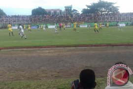 Tulehu All Star Tahan Persiter Ternate 1-1