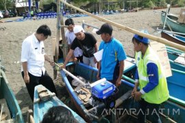 Kementerian ESDM Berikan Hibah Konverter Kit kepada Ratusan Nelayan Probolinggo