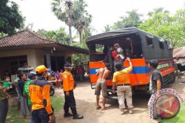 SAR Evakuasi Warga Rawan Bencana Erupsi Agung