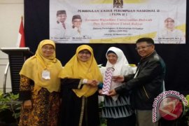 Presiden PKS: Istri Bantu Suami Agar Selalu di Jalan Lurus