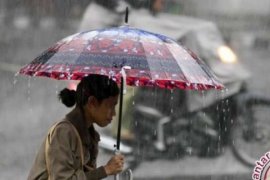 Curah Hujan Meningkat, Dinsos Pekanbaru Siagakan Logistik Antisipasi Banjir