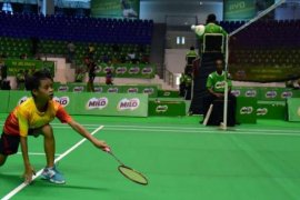 Kegigihan Alfira Deanika Berbuah Juara Sirnas-Milo Badminton Pekanbaru