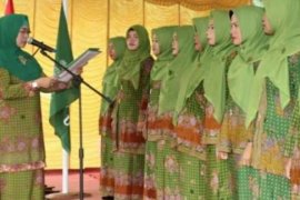 Zulaikhah Wardan Resmikan Kepengurusan PAC Muslimat NU Kecamatan Pelangiran 