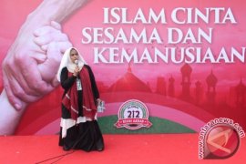 Neno Warisman: Warna Baru Aksi Reuni 212