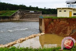 The collapsed Pitap wing directly handled