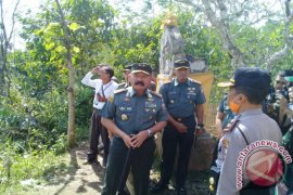 Pangdam IX Udayana: TNI Siap Evakuasi Ternak Pengungsi (Video)