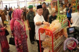 Tinjau Bazar UKM