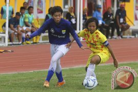 Uji Coba Sepak Bola Wanita Page 1 Small