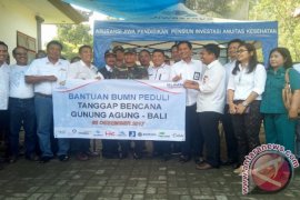10 BUMN Bantu Pengungsi Gunung Agung di Tejakula-Buleleng