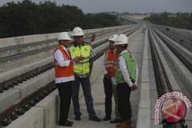 Menhub Tinjau Pembangunan LRT Palembang Page 3 Small