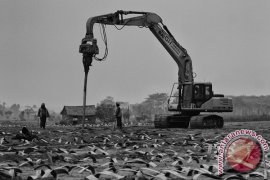 FOTO CERITA : MIMPI MELAJU DI ASPAL TOL PALINDR Page 5 Small