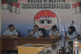 Empat WNA Dideportasi Kantor Imigrasi Blitar