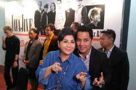 Secuil kisah di balik lagu-lagu dansa Titiek Puspa dan "Kupu-Kupu Malam"