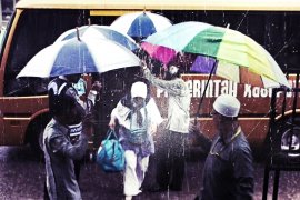 Siapkan Payung Pergantian Tahun