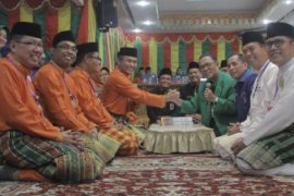 Ini Alasan KPU Riau Masih Tetap Terima Pendaftaran Firdaus-Rusli Effendi