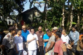 Korban Rumah Roboh di Sukorambi Jember Dapat Bantuan