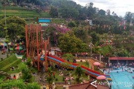 Lokawisata Baturraden dipadati ribuan turis