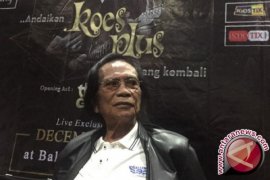 Vokalis Koes Plus, Yon Koeswoyo meninggal dunia