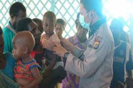 Satgas obati penderita campak Distrik Aip Asmat