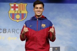 Barcelona ternyata masih utang uang pembelian Coutinho dari Liverpool waktu lalu