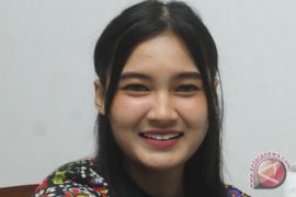 Nella Kharisma manggung di Athena HBI