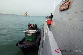 Koarmabar Tangkap Kapal Muatan Solar Ilegal
