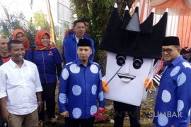 Diusung PAN-Nasdem, Hendri-Eko Jadi Pendaftar Terakhir