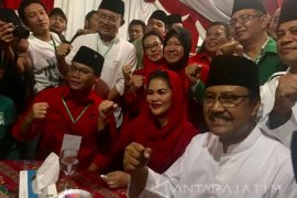 Gus Ipul-Puti Siapkan Rp1 Triliun untuk Madura (Video)