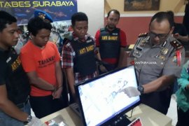 Polisi Tangkap Pembobol Brankas Tunjungan Plaza