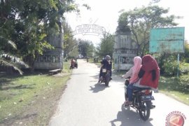 Wisata Pantai Cemara Singkil alami kerugian