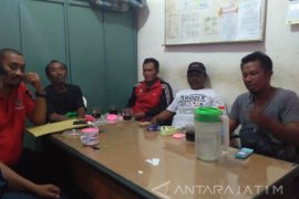 Empat ABK Selamat setelah Tiga Hari Terombang-ambing Gelombang