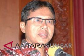 Pemberian gelar adat Minang kepada presiden ditunda menunggu masa berkabung wafatnya Raja Pagaruyuang