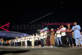 Sholat Gerhana Bulan di Makassar Page 2 Small
