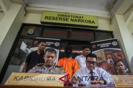 Tindak Tegas Polisi Yang Terlibaat Narkoba Page 1 Small