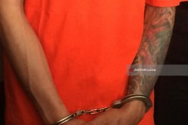 Polrestabes Surabaya Gerebek Perjudian di Rumah Karaoke