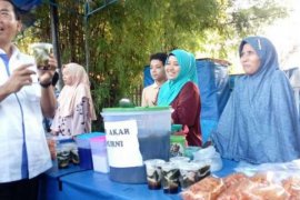 Ikut Bertarung Dalam Pilgubri, Wako Pekanbaru Gelar Syukuran Di Rumdin