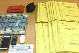 Kades di Rohul dan 5 Anak Buahnya Terjaring OTT Pungli