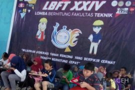 Ratusa pelajar ikut lomba berhitung di Singkil