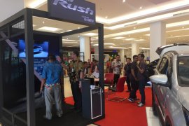 Auto 2000 Kenalkan Toyota All New Rush Secara Digital