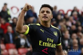 Manchester United dapatkan Alexis Sanchez dengan lepaskan Mkhitaryan