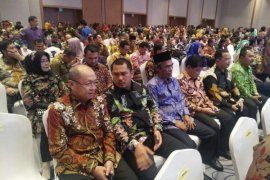 Bupati Sarolangun hadiri acara evaluasi Kemenpan-RB