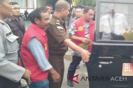 Jaksa tahan tersangka korupsi proyek transmigrasi Trumon