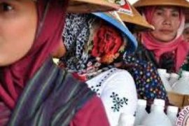 40 Persen Pedagang Jamu Gendong di Riau Masih Pakai Botol Plastik yang Tidak Higienis