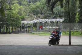 Wisata Goa Selomangleng Kediri