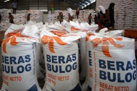 Stok Aman, Bulog Jatim  Siapkan Produk Premium Sambut Ramadhan