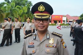 Pemeriksaan tersangka sabu 1,6 ton terhambat bahasa