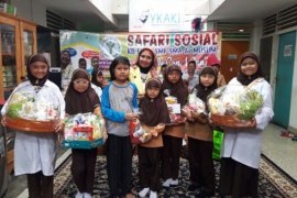 Pelajar Al-muslim Datangi Rumah Singgah YKAKI